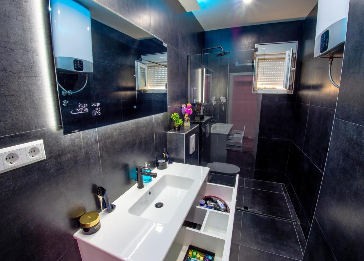 Smart Home Mostar Exteriör bild
